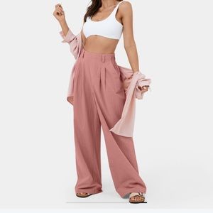 HALARA High Waisted Plicated Side Pocket Wide Leg Flowy Solid Palazzo Pants